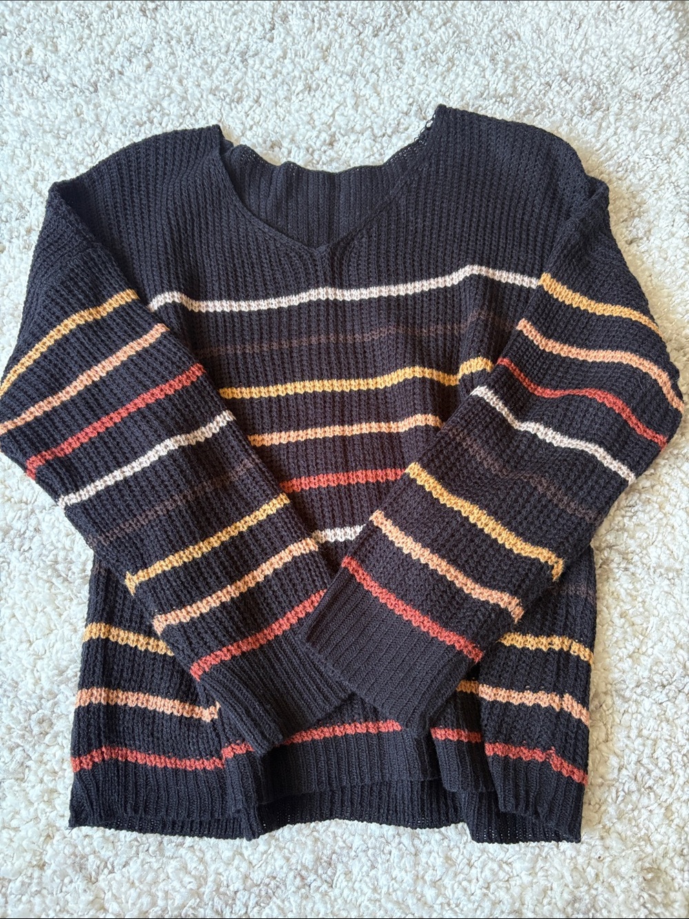 Beautiful lightweight sweater